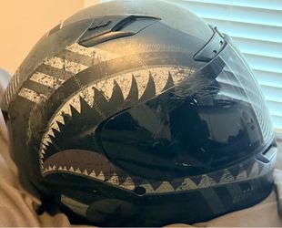 Bell motorcycle helmet size large
