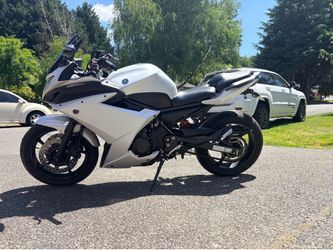 2009 Yamaha  FZ6R