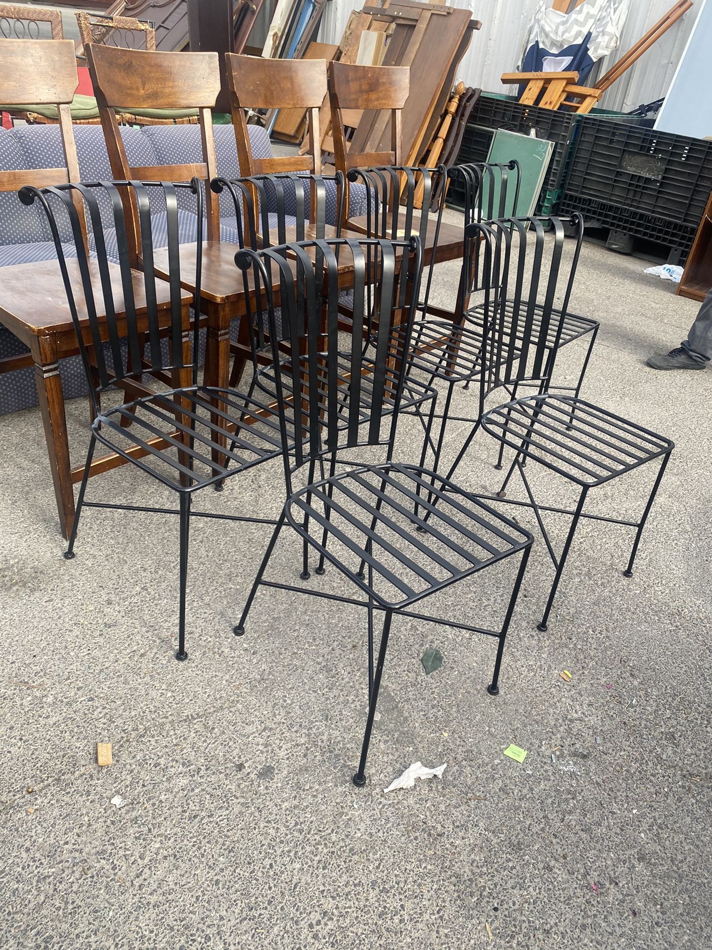 6 Chairs