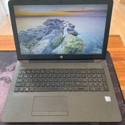 HP G6 NOTEBOOK 15.6” i5-7200u 8GB 256GB SSD -Windows 10!!!! 