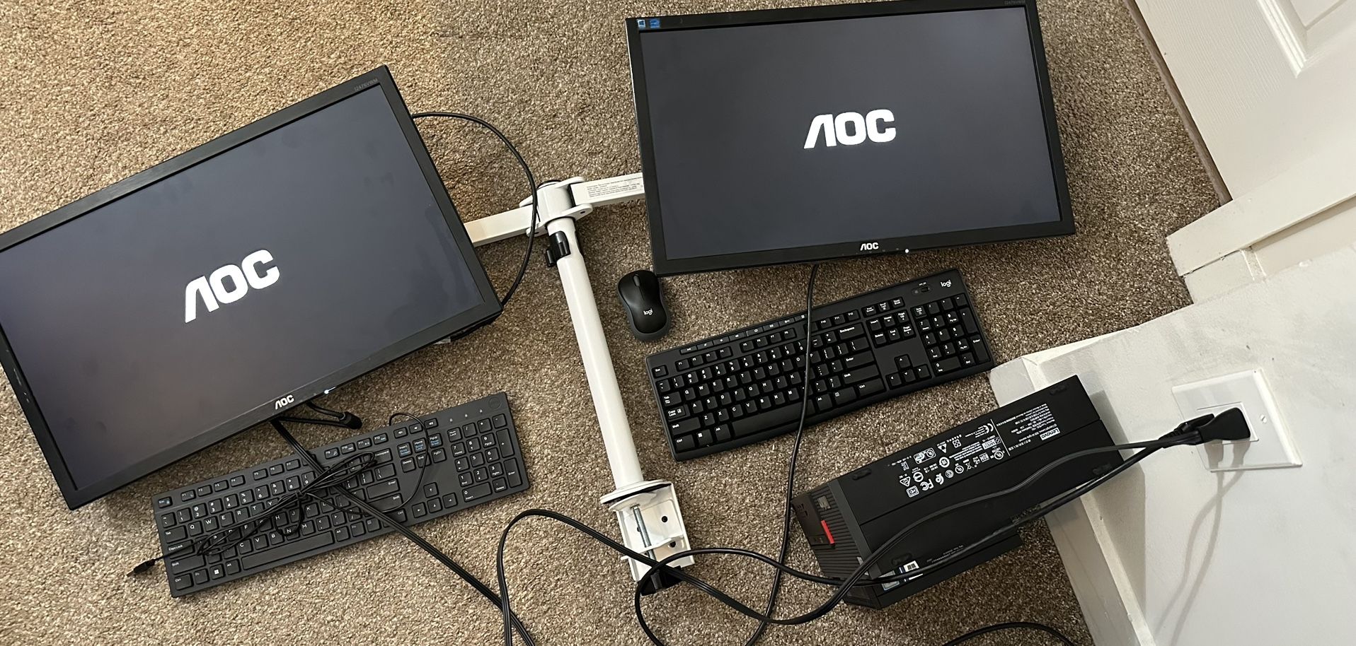 AOC LCD Monitors Model: 236LM00023 w Computer