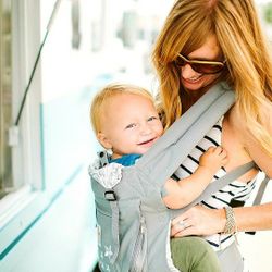 Ergo Bany Carrier Grey With Embroidered Stars