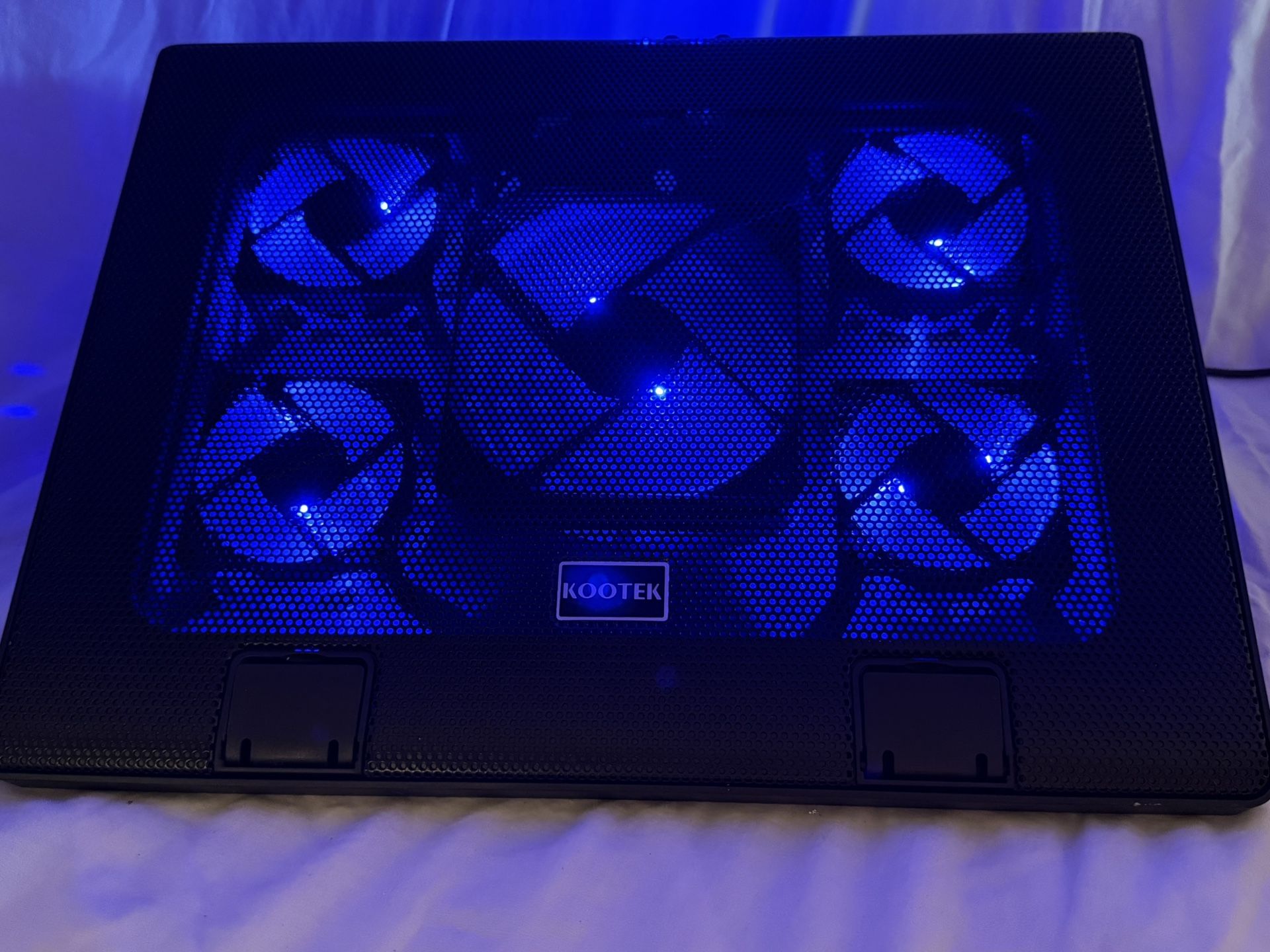 Laptop Cooling Pad Stand