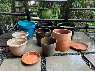 Planters - 10 piece assortment