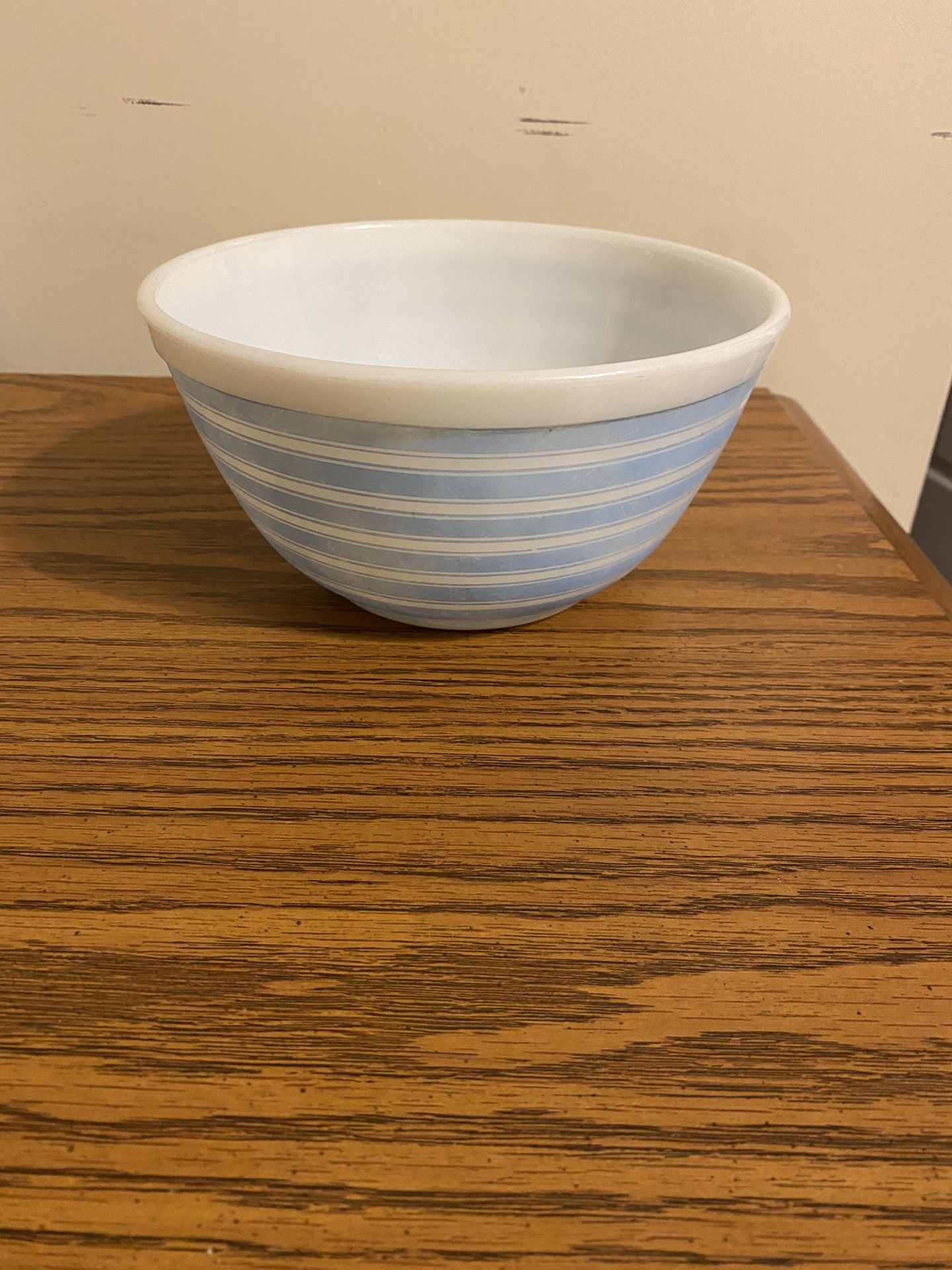 Rare Vintage Pyrex Blue Striped 1 1/2 Qt Mixing Bowl