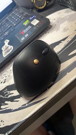 Vertical wireless mouse