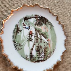 Vintage Currier and Ives The Homestead In Winter 7" Plate

