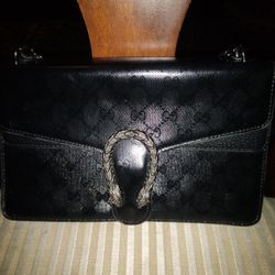 Black Leather Gucci Purse Top Of The Line Ladys