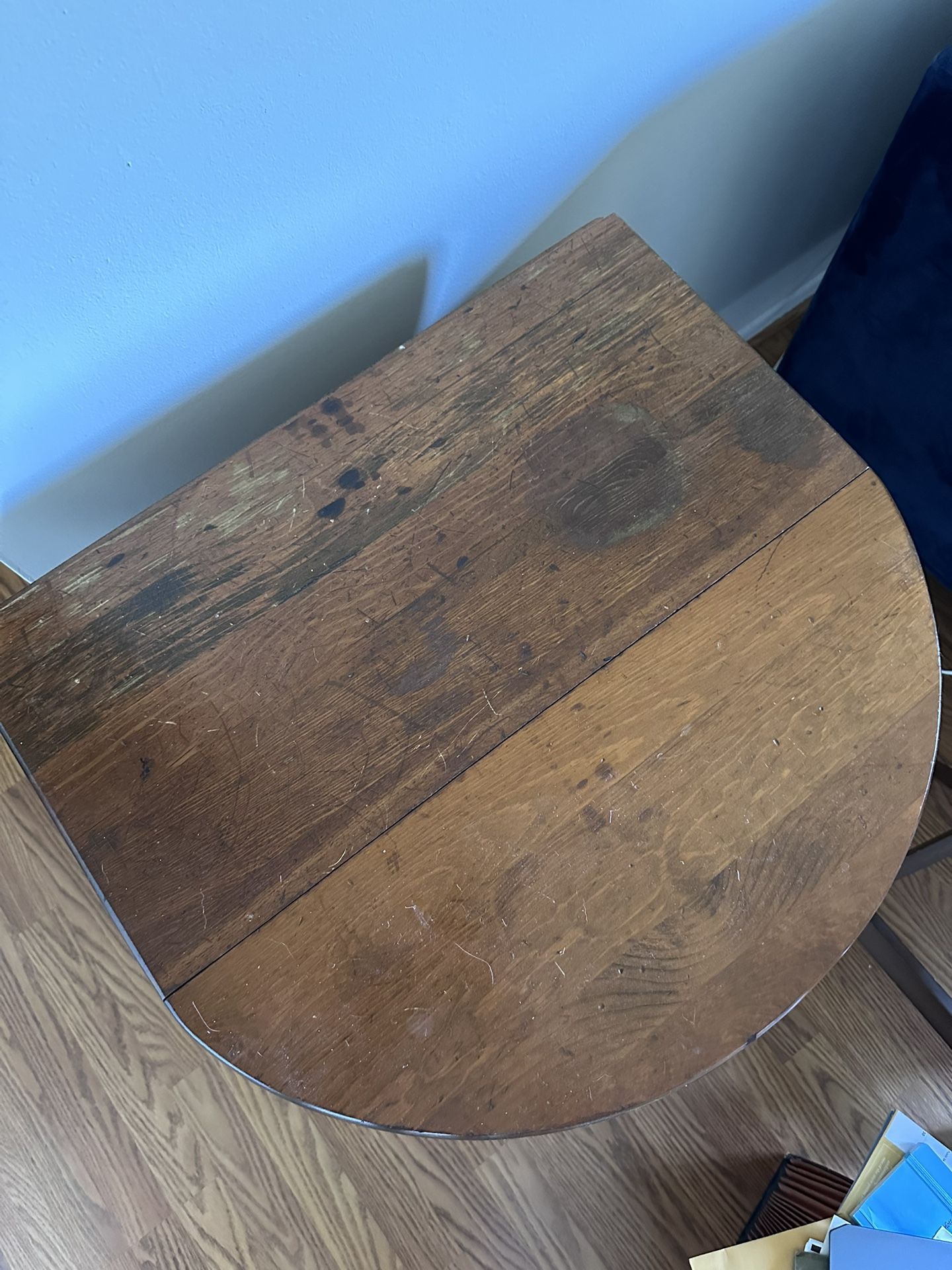 Foldable Side Table Perfect For A Side Table (Easy To Refurbish)