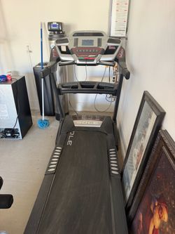 Sole Treadmill