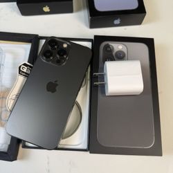 13 Pro 256GB Unlocked Graphite Black With Box Case And Screen Protectors And Fast Charger + Warranty Sale 🎄