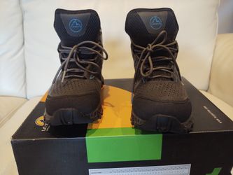 La Sportiva Women's Stream GTX Hiking Boots Used Once Size7.5