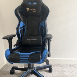 Gaming Chair – Great Condition