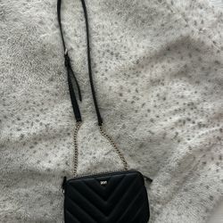 Black Purse 