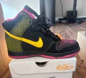 Nike WMNS Dunk High