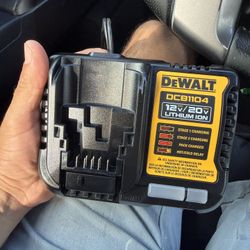 Dewalt Charger 4 Amp NEW 