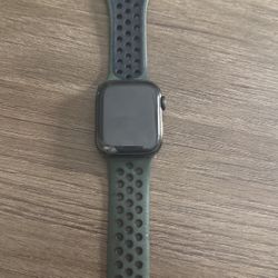 Apple Watch Series 9 