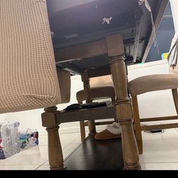 Dinning Room Table 6 Seater