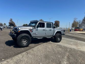 2020 Jeep Gladiator