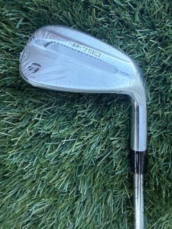 TaylorMade P790 Irons – Like New
