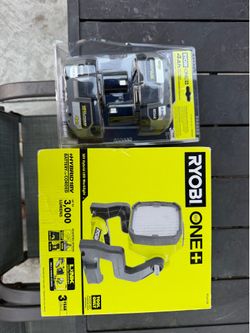 Ryobi Light and Battery Pack