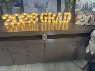 Tons of Graduation Decor