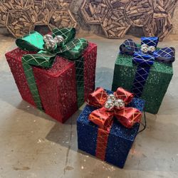 Christmas Outdoor Decor 