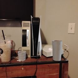 PS5 1TB With Downloaded Games On Console.