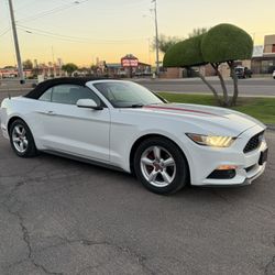 2015 Ford Mustang Convertible 