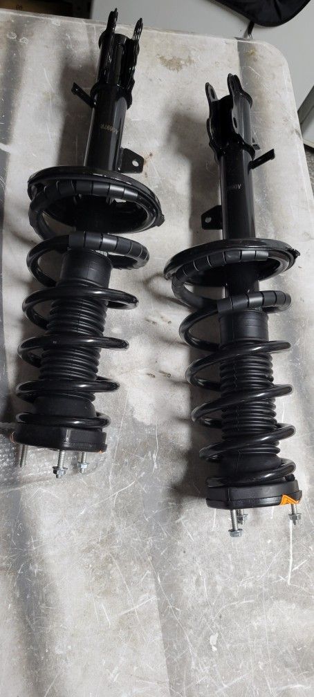 99-03 Toyota Highlander/Lexus RX300 Rear Strut Assembly