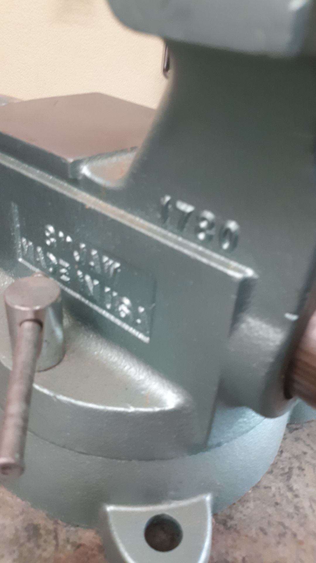 Wilton bench vise