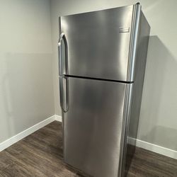 Frigidaire Refrigerator