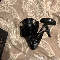 Shimano Essence 4000mxg