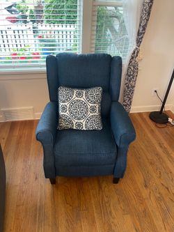 Fabric recliner with massage and heat