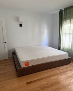 King Size Hardwood Platform Bed Frame + Mattress
