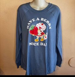 Women’s Medium / Large Blue Strawberry Shortcake long sleeve shirt