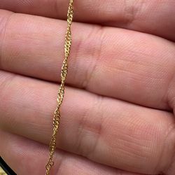 10k gold 7” Singapore Twist bracelet