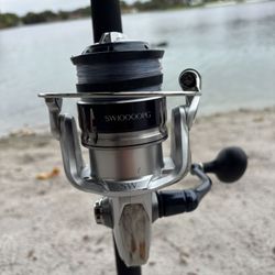 🐠 Preowned Shimano Saragosa 10000 With Mono & Shimano 7FT 20-40LB Rod 🔥 