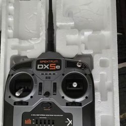 Spektrum DX5e 2.4GHz DSM 5 Channel RC System Transmitter Controller