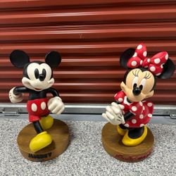 Disney’s Mickey & Minnie Giant Figurine (Vintage 2000)