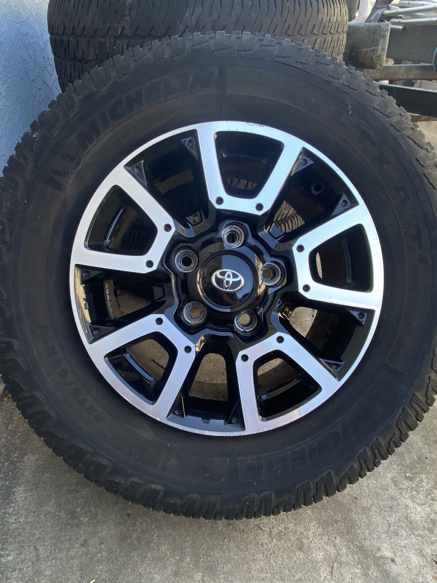 Toyota Tundra Wheels for Sale in San Diego, CA - OfferUp