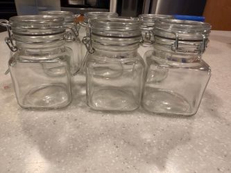 6 small jars 🫙