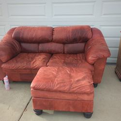 Large Love Seat With Ottoman