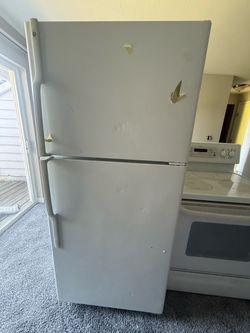GE fridge