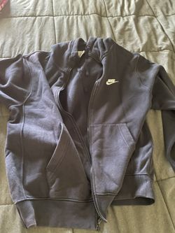 Black Men’s Nike Sweater Size Medium 