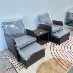 5pc Outdoor Wicker Chair And Pullout Ottoman Set For Patio 