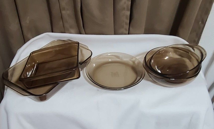 Vintage Pyrex Smokey Brown Cookware 5pc. Set Made In USA