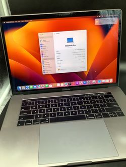 Apple MacBook Pro 15in 2017 i7 16GB 500GB storage