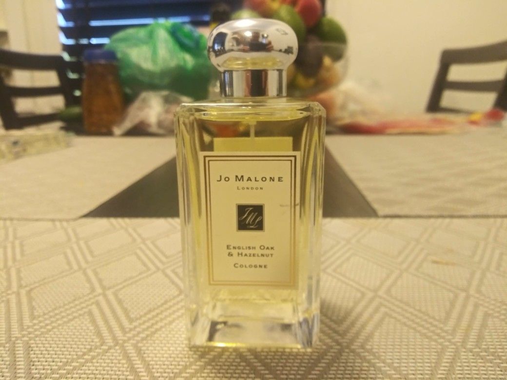 Jo Malone English Oak and Hazelnut Cologne Perfume