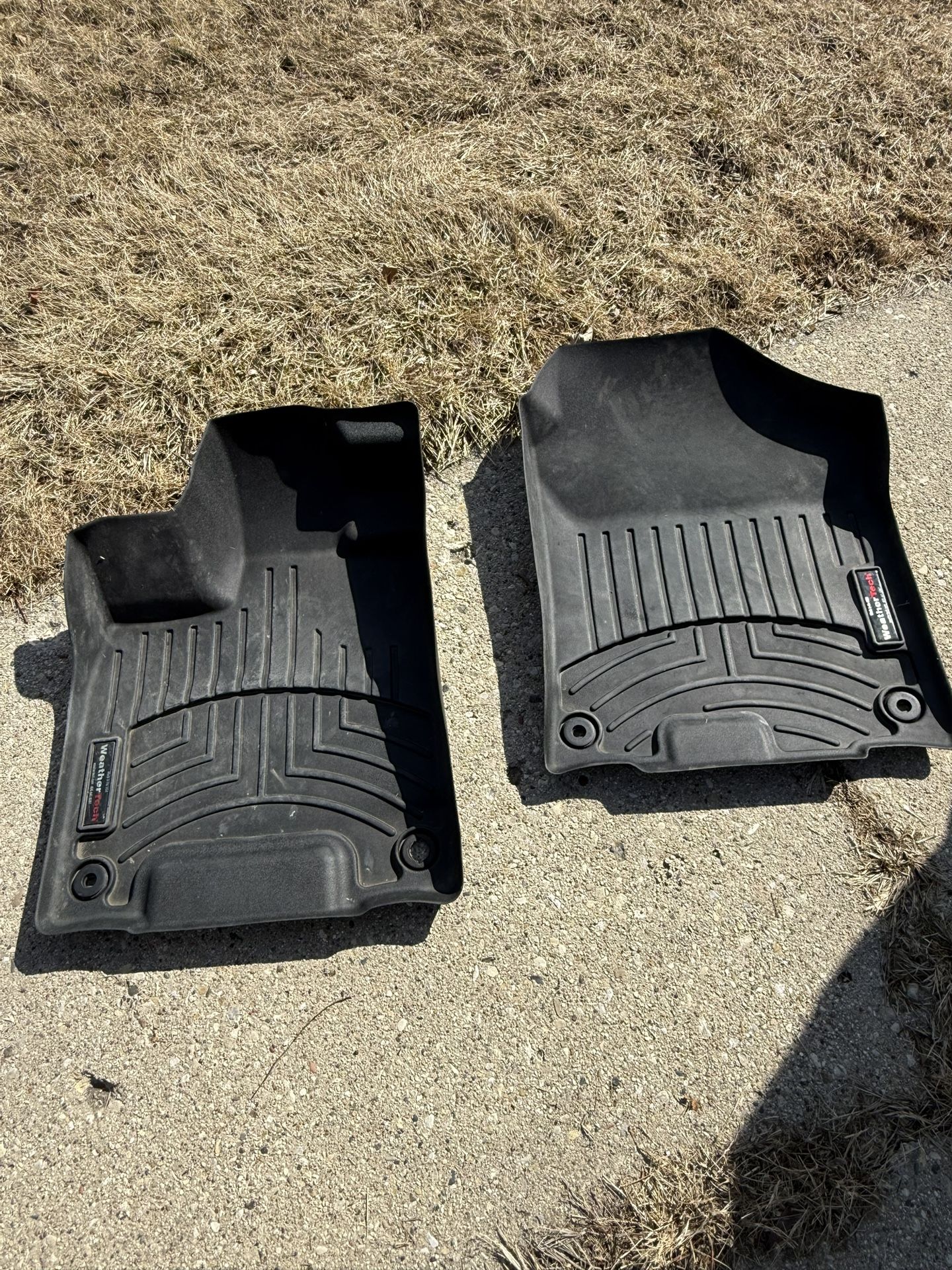 Weathertech Mats! Fits 2022 Honda pilot!